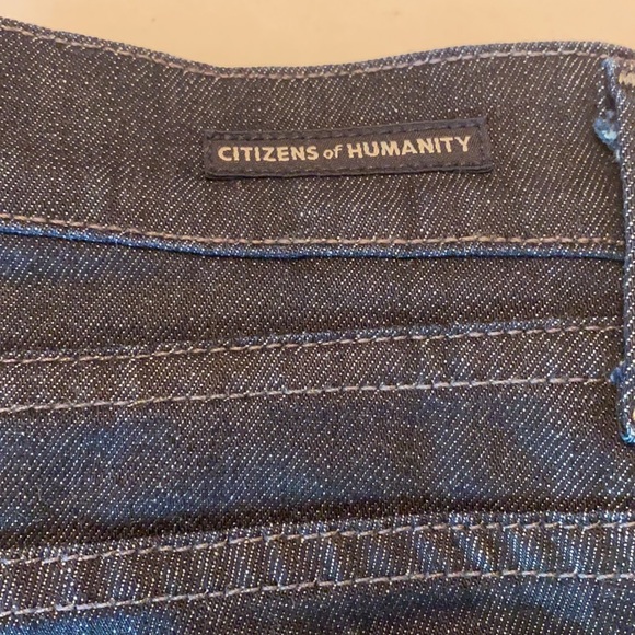 Citizens Of Humanity Dark Denim Hutton Medium Rise Wide Leg Jeans - Picture 11 of 15